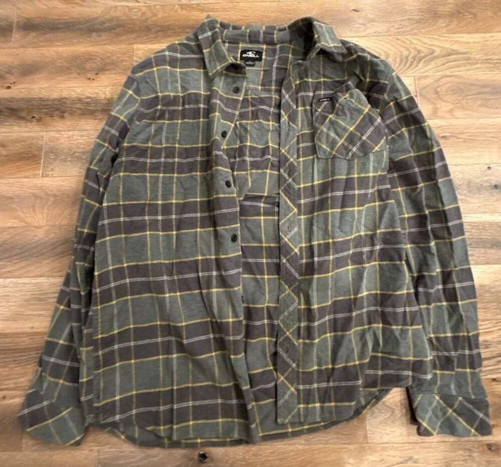 O'Neill Men's Size L Standard Fit Plaid Flannel Long Sleeve Shirt